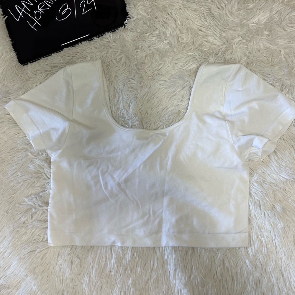 NVGTN Twist Back White Crop Top
